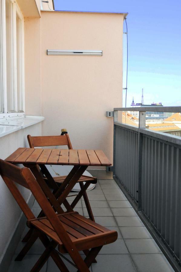 Ferienwohnung Panorama Prague Castle Exterior foto